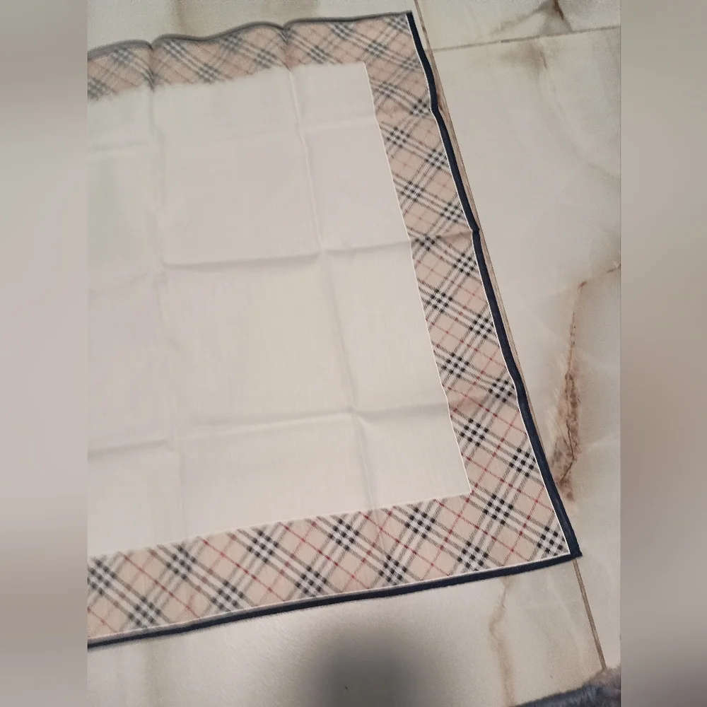 Burberry Cotton Handkerchief Check Light